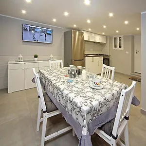 La Casa Di Helena Napoli