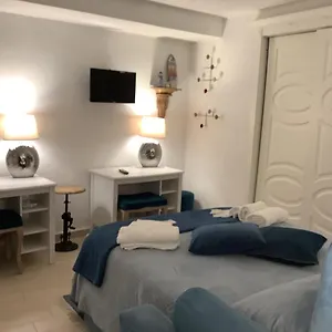 Tinnyhouse Napoli
