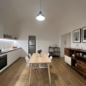 La Finestra Su Chiaia Napoli
